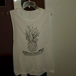 (NWOT) Pressed Juicery tank top size: XL